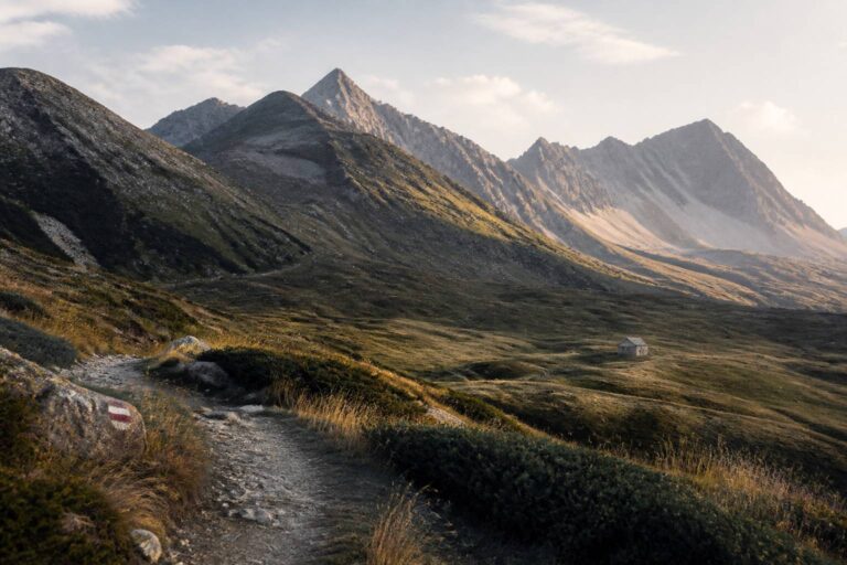 Hautes-Alpes : massifs, vallées et grands itinéraires alpins